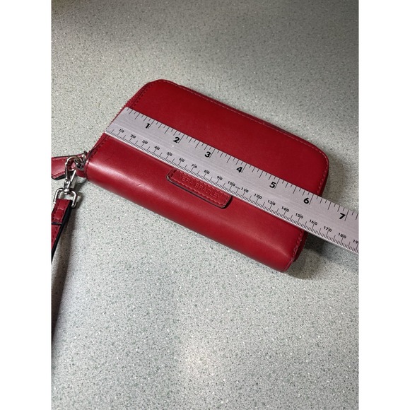 Vera Bradley Wallet Zip Around Small Red Faux Leather  Wristlet Organizer - Picture 4 of 12